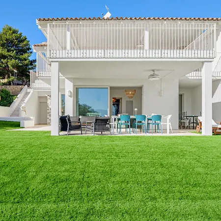 Vila Cala Luna - By And Service Golfo Aranci