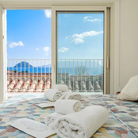 Cala Luna - By And Service * Golfo Aranci